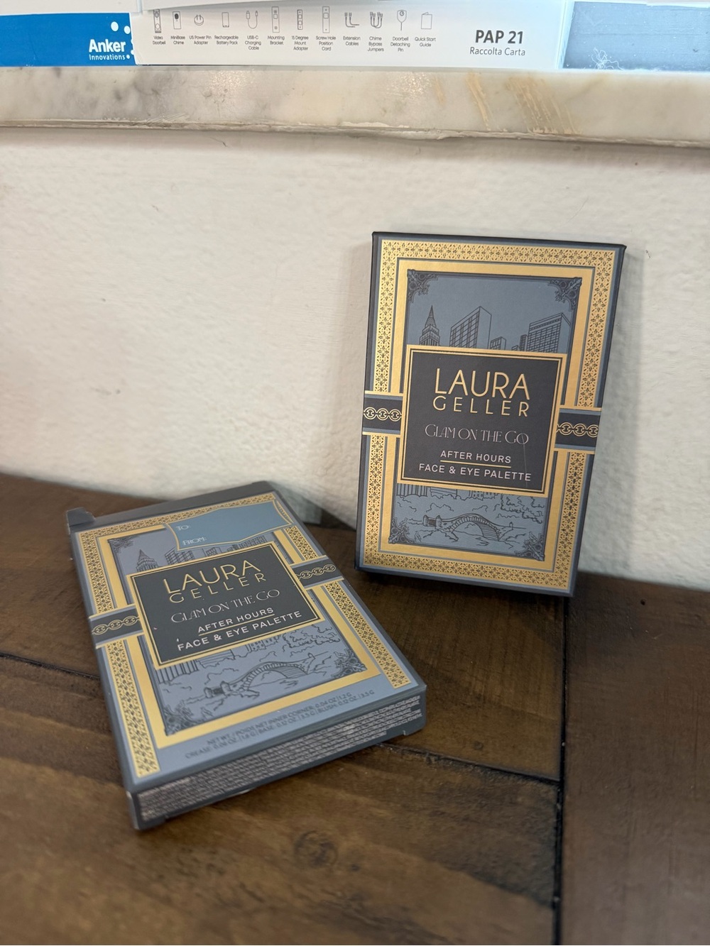 Laura Geller mini make up pallet glam on the go after hours face & eye pallet